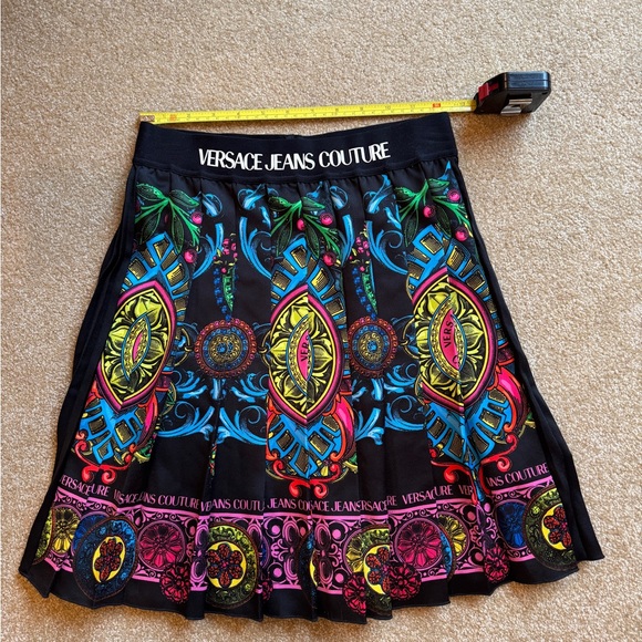 Versace Jeans Black Colorful Skirt US6 - Picture 2 of 3